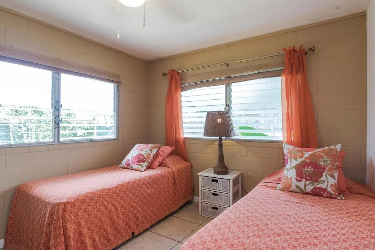 Perfect North Shore Location-World Famous Beach! ハレイワ 0*,  米国